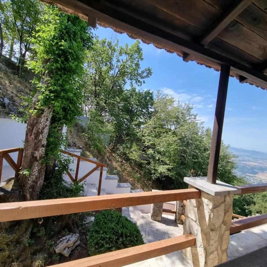 Casa Vacanza Le Viste Serrone Exterior photo
